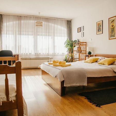 Soba Gloria Otel Slavonski Brod Dış mekan fotoğraf
