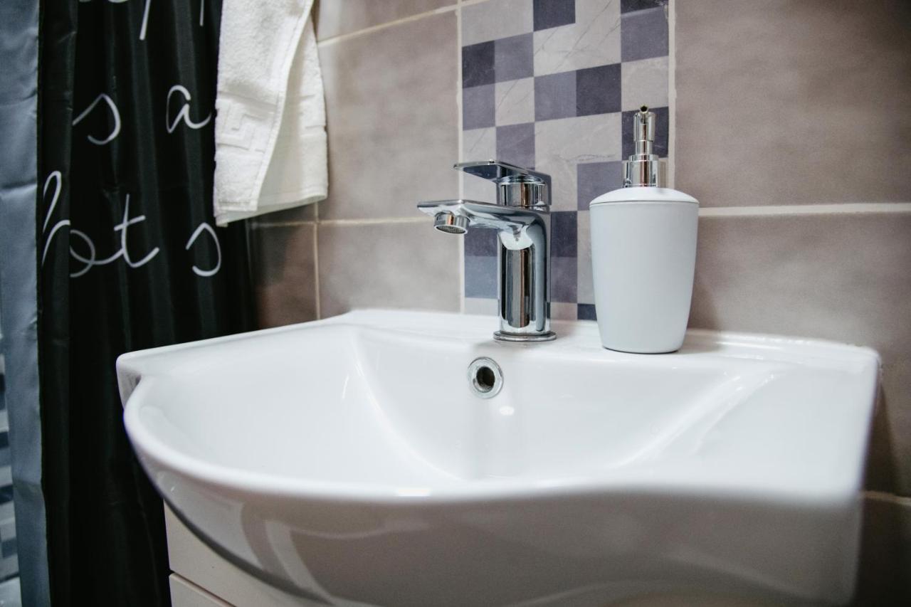 Soba Gloria Otel Slavonski Brod Dış mekan fotoğraf